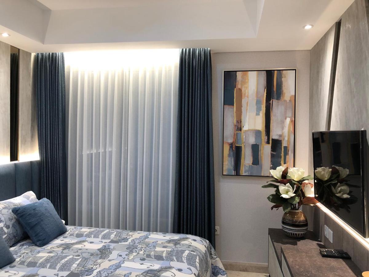 Gold Coast Pik Sea View By Longesuites Apartment Jakarta